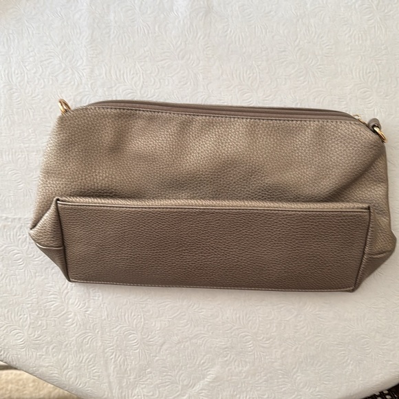 Faux Leather purse - Picture 3 of 6